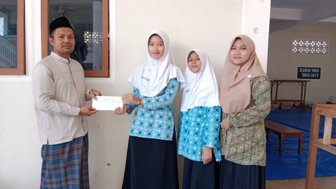 
					Lazisnu Pati Bersama Masyarakat Galang Dana Peduli Palestina