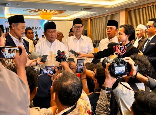
					Dukungan Kyai-Kyai Kajen Pati Mengarah ke Dua Pasangan Capres