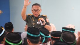 Letkol Jon Saragi memberikan kuliah kepada 120 mahasiswa baru di kampus IPMAFA PATI,Rabu (28/8/2024)